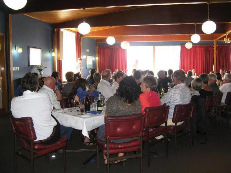 Te Anau Manapouri Lake Hotel Екстериор снимка